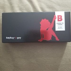 NEW Betty Boop x IPSY Cheek-to-Cheek Blush Palette